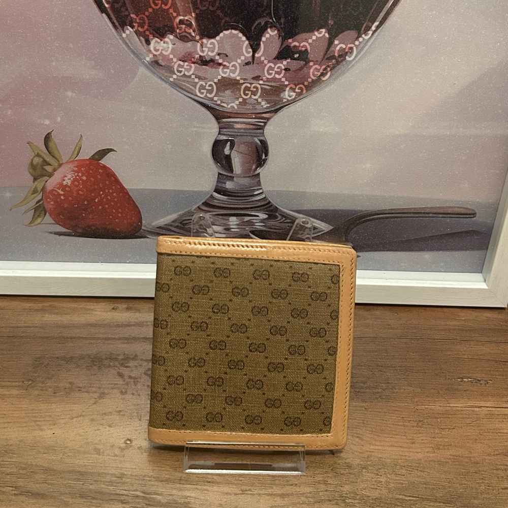 Gucci Vintage Tan and Brown Wallet with dust bag - Picture 10 of 15